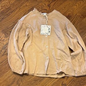 Chelsea and violet  Tan Button-Up Top size 5